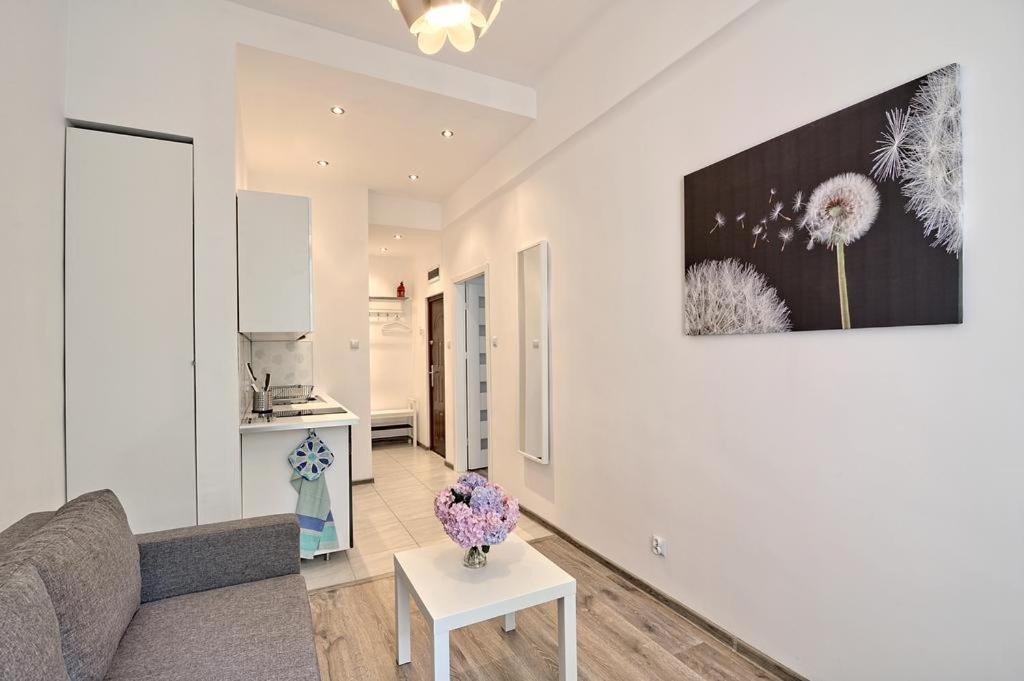 Apartament W Centrum :) Краков Экстерьер фото