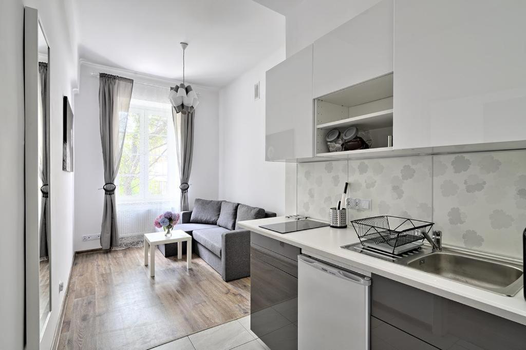 Apartament W Centrum :) Краков Экстерьер фото